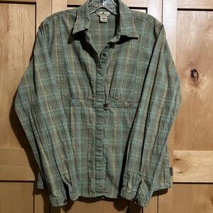 Woolrich Olive Plaid Fitted Snap Blouse